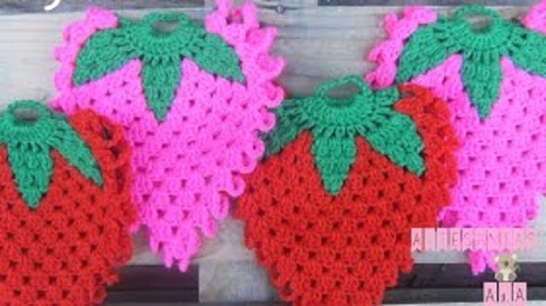 Agarradera Frutilla Crochet Paso a paso